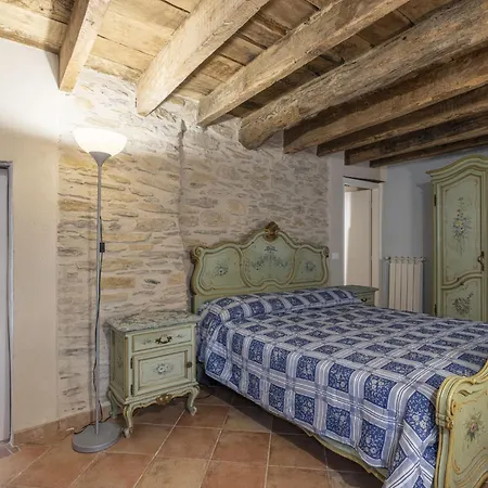 1 By Interhome Tavole