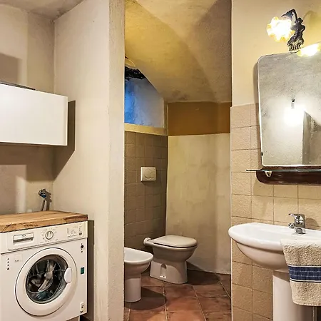 1 By Interhome Tavole